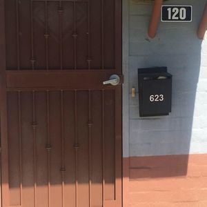 Meet your Posher, Tiffanie